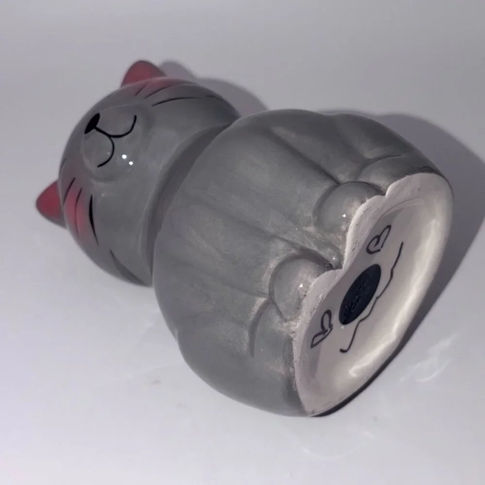 Hazel & Co. Gray Cat Ceramic Planter / Vase – Cute Kitty Decor